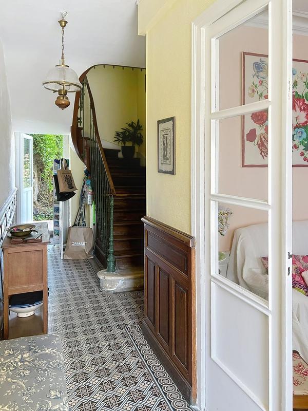 Maison - 208 m² - 8 pièces