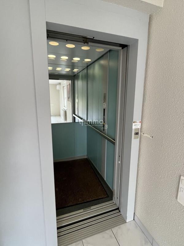 Maison - 186 m² - 7 pièces