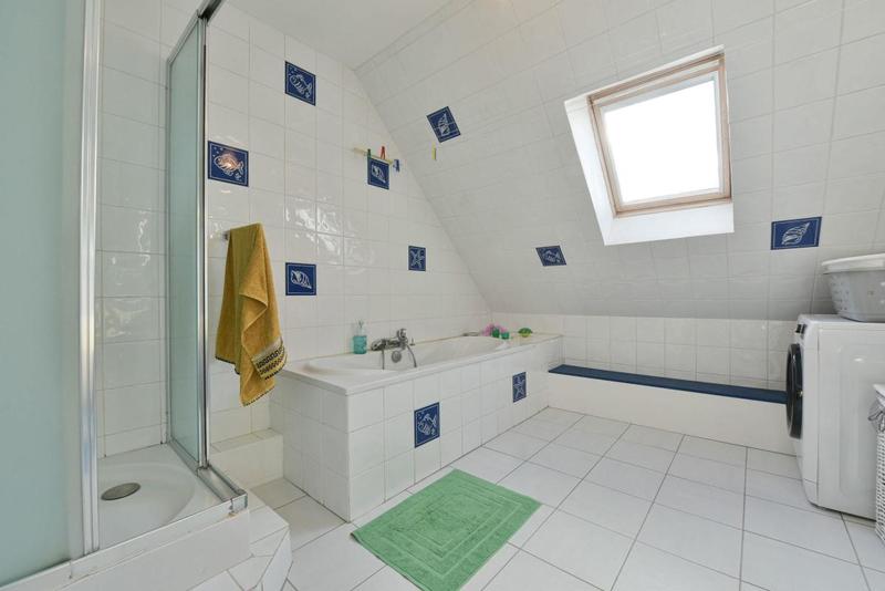 Maison - 186 m² - 7 pièces