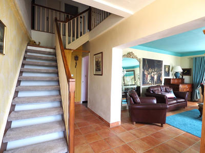 Maison - 400 m² - 14 pièces