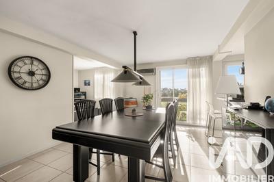 Appartement - 81 m² - 4 pièces