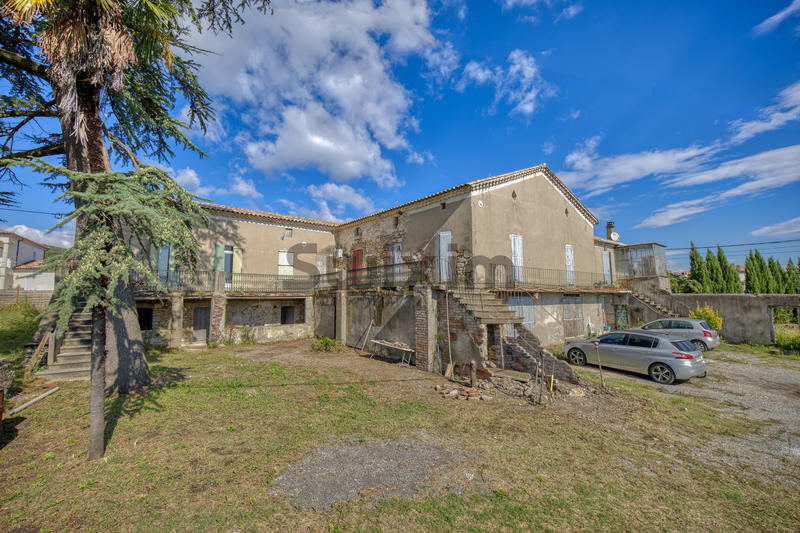 Maison - 150 m² - 12 pièces