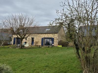 Maison en pierre - 138 m² - 5 pièces