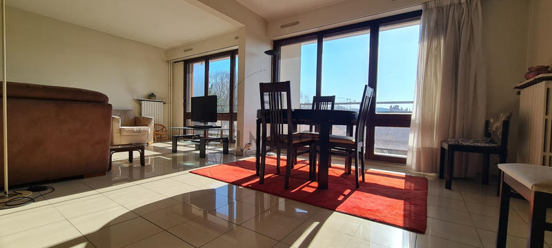 Appartement - 94 m² - 5 pièces