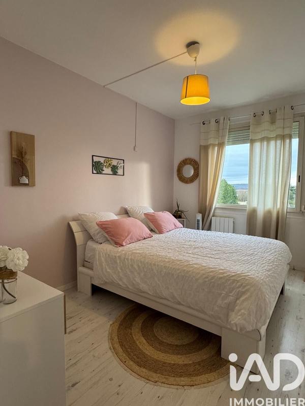 Maison - 175 m² - 8 pièces