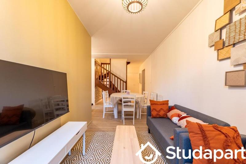 Chambre - 10 m² - 1 pièce