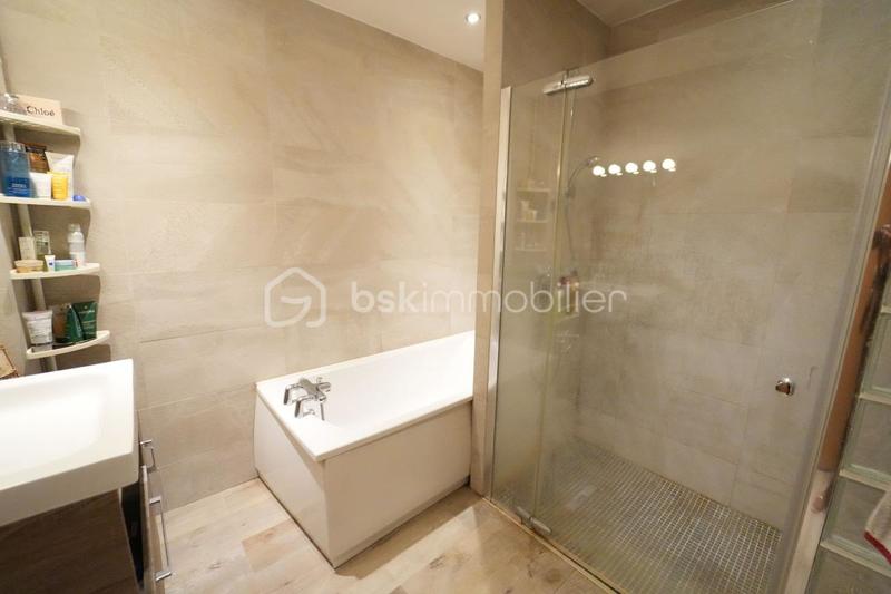 Maison d'architecte - 195 m² - 6 pièces