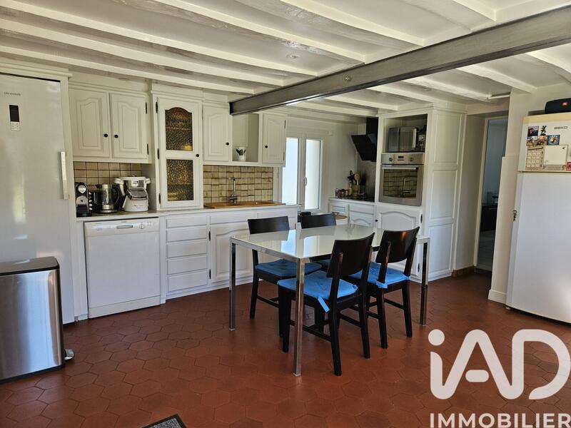 Maison - 104 m² - 5 pièces