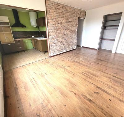 Appartement - 56 m² - 4 pièces