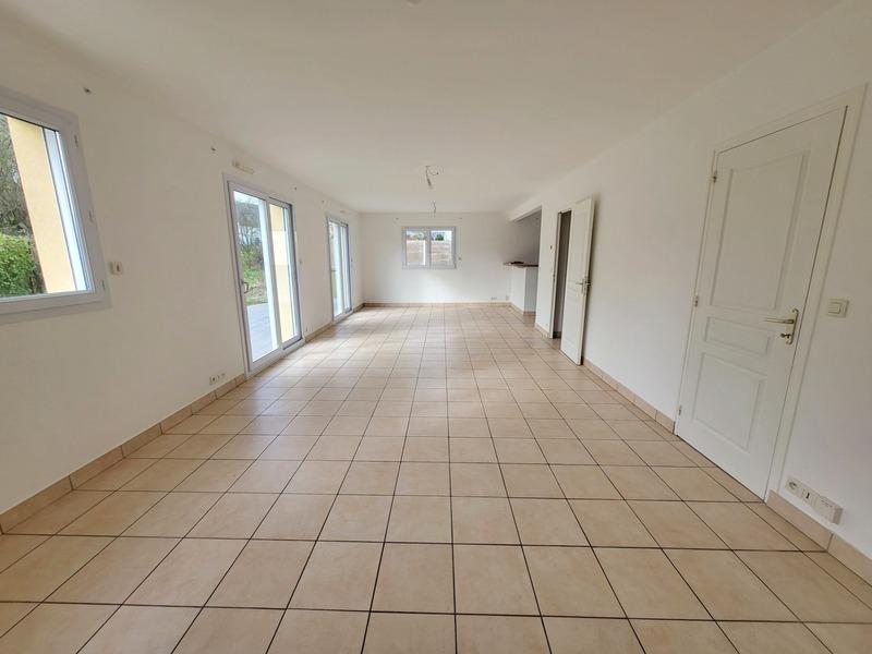 Maison - 126 m² - 9 pièces