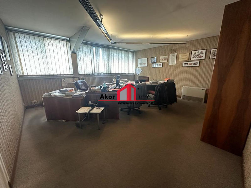 Local commercial - 970 m²