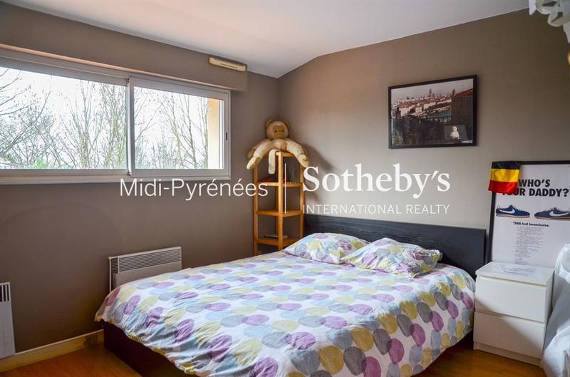 Maison - 230 m² - 6 pièces