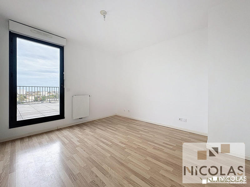Appartement - 82 m² - 3 pièces