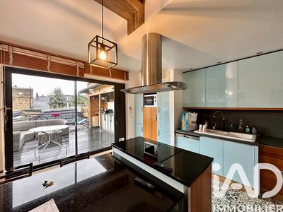 Duplex - 200 m² - 5 pièces