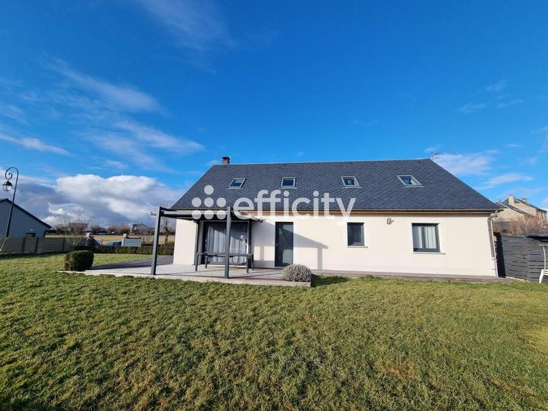 Maison - 138 m² - 6 pièces