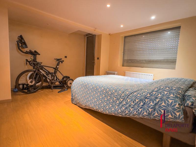 Maison - 93 m² - 6 pièces