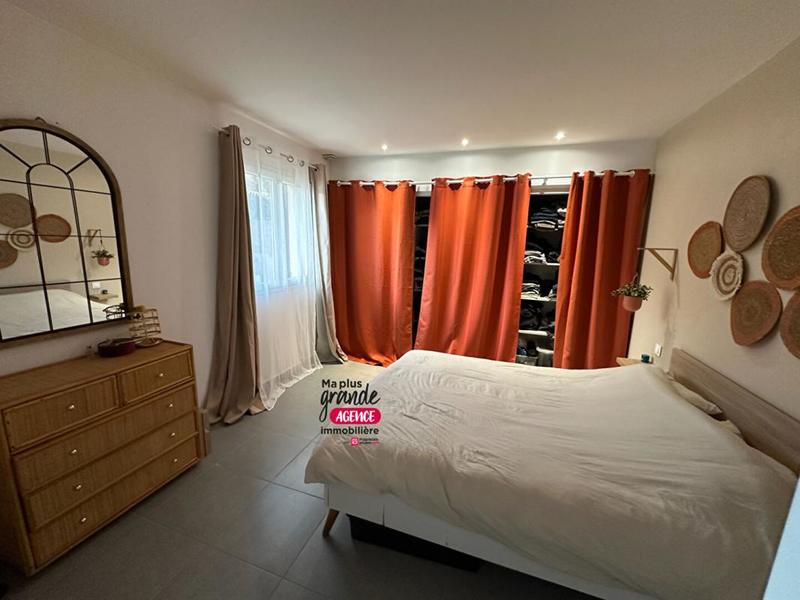 Maison - 137 m² - 5 pièces