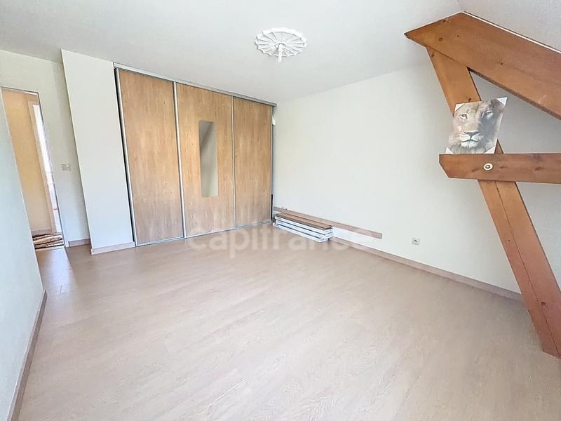 Maison - 189 m² - 6 pièces