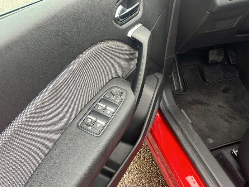 Renault Captur E-Tech full hybrid 145 ch Techno