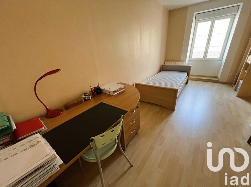 Maison - 182 m² - 6 pièces