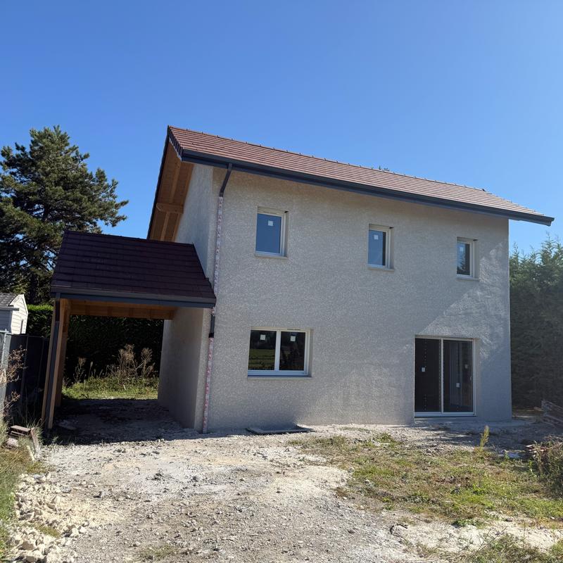 Maison - 97 m² - 5 pièces