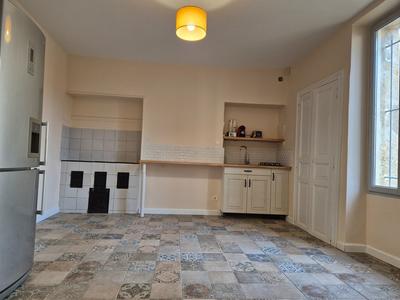 Maison - 200 m² - 8 pièces