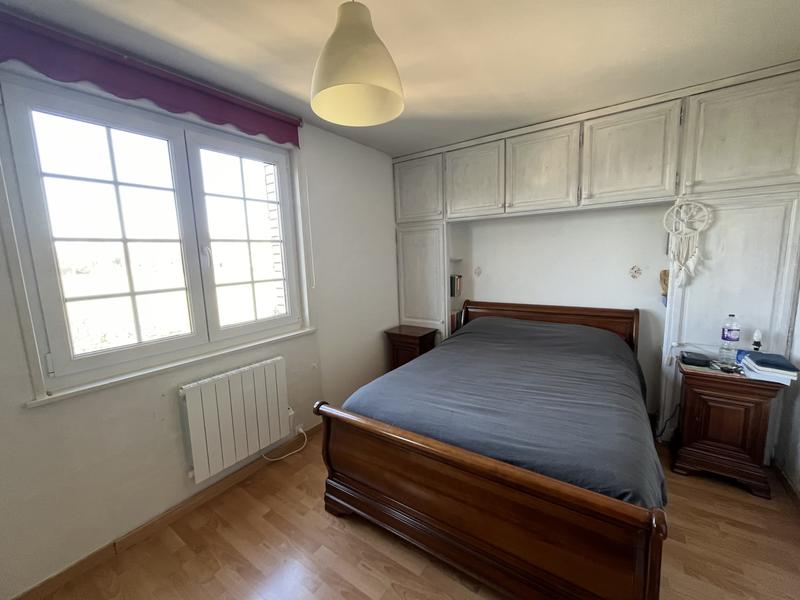 Maison - 221 m² - 7 pièces