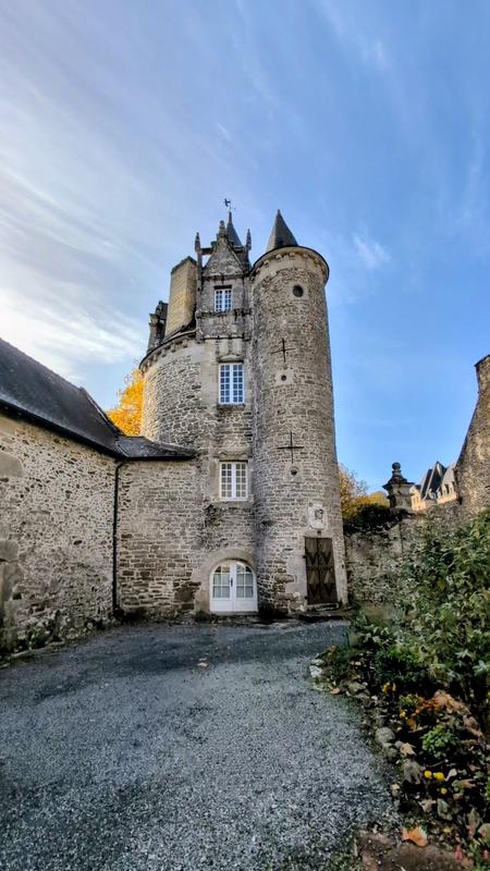 Château - 114 m² - 5 pièces