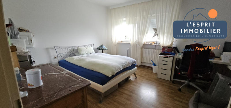 Maison - 223 m² - 7 pièces