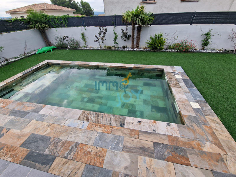 Villa - 140 m² - 5 pièces