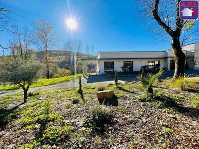 Maison contemporaine - 180 m² - 4 pièces