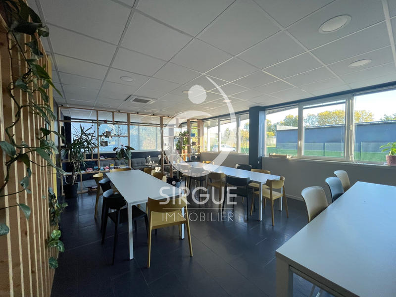 Local commercial - 700 m²