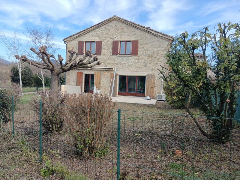 Appartement - 111 m² - 4 pièces