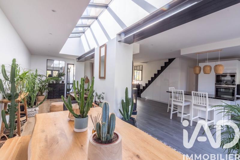 Maison - 101 m² - 5 pièces