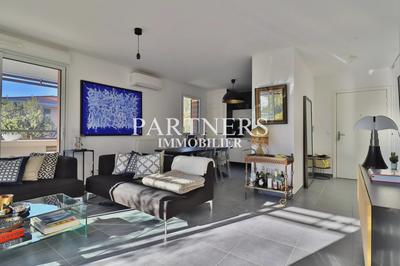 Appartement - 57 m² - 2 pièces