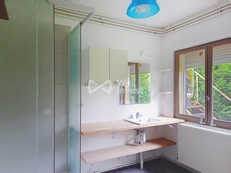 Maison - 96 m² - 6 pièces