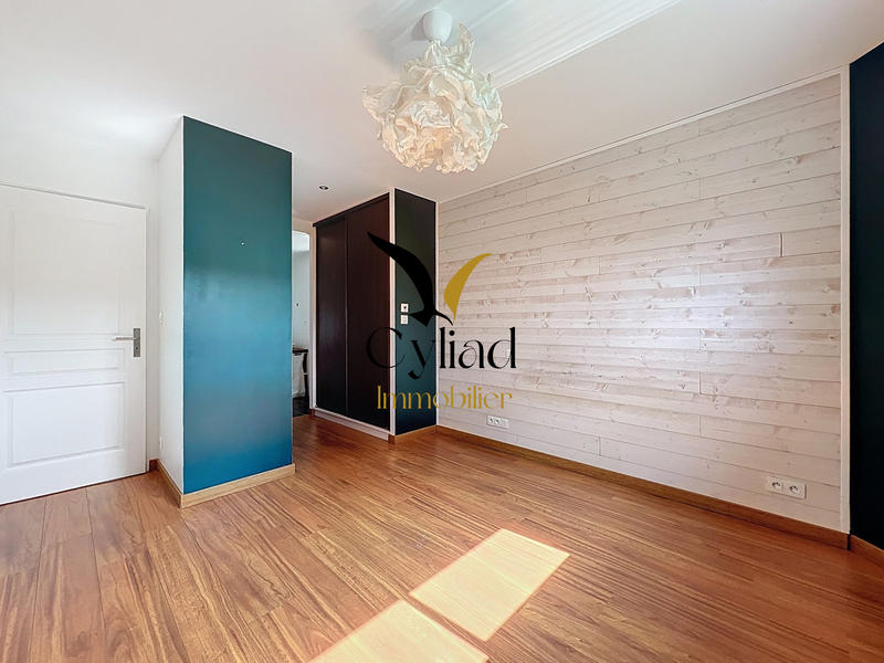 Maison contemporaine - 136 m² - 6 pièces