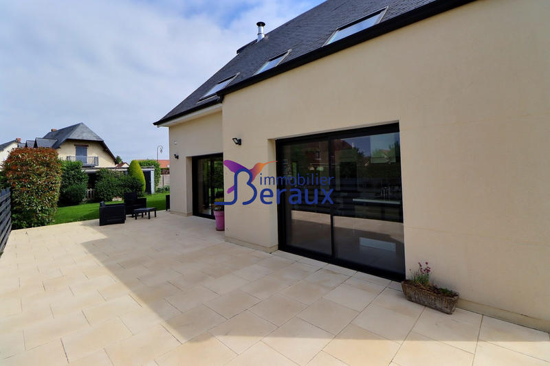 Maison contemporaine - 200 m² - 7 pièces