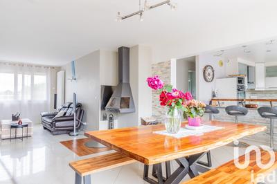 Maison - 162 m² - 10 pièces