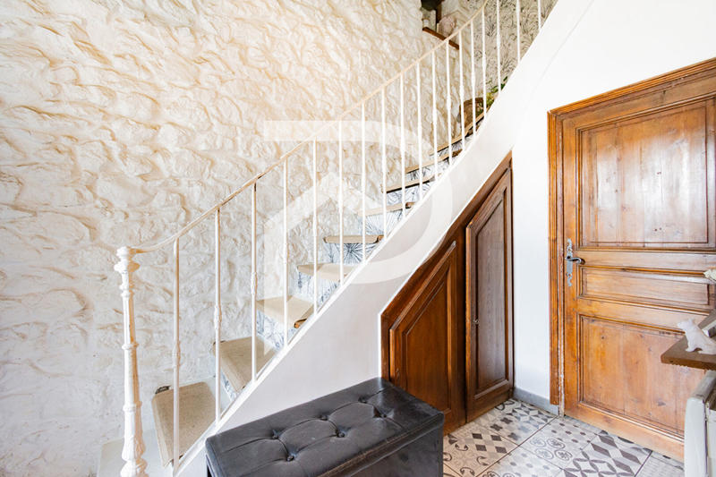 Maison - 104 m² - 5 pièces