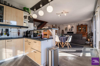 Appartement - 83 m² - 4 pièces