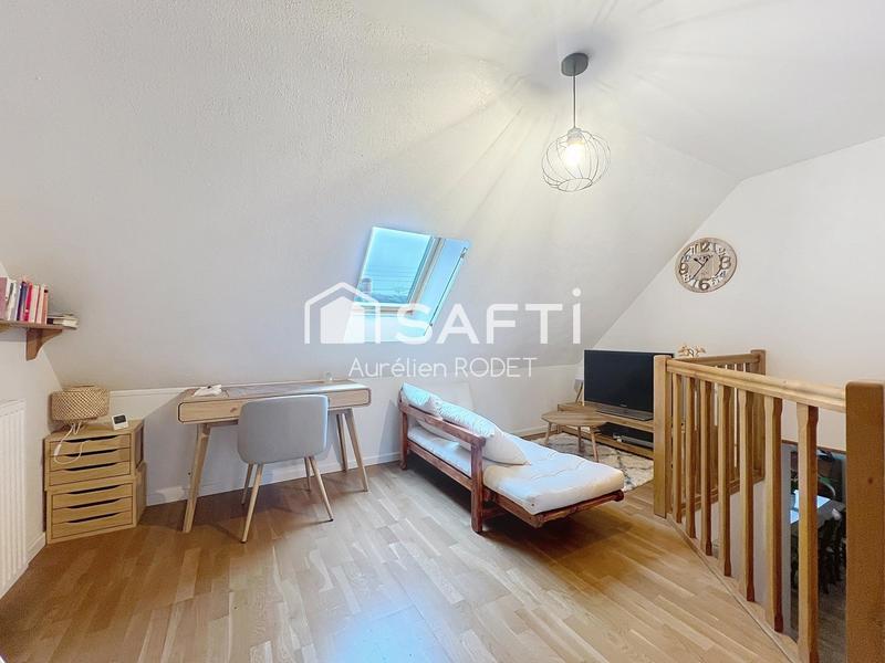 Maison - 153 m² - 9 pièces