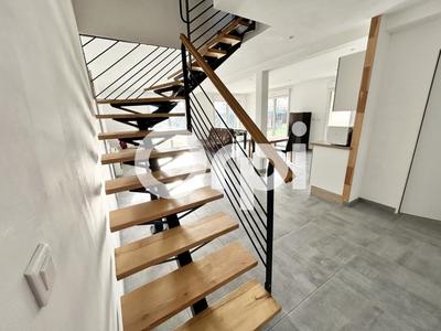 Maison - 115 m² - 4 pièces