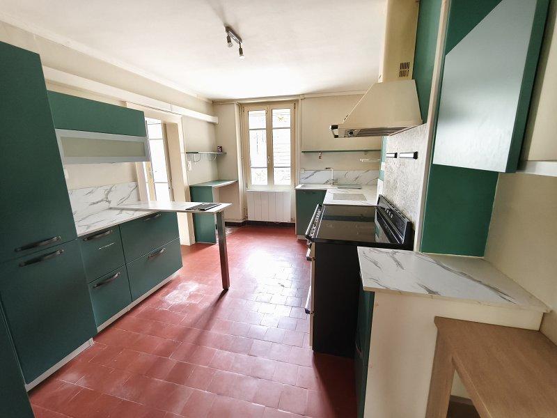 Maison - 197 m² - 6 pièces