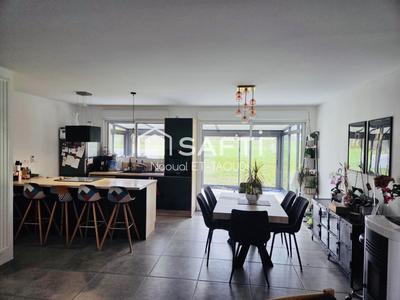 Maison - 107 m² - 5 pièces