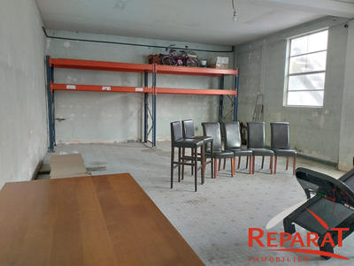 Local commercial - 87 m²