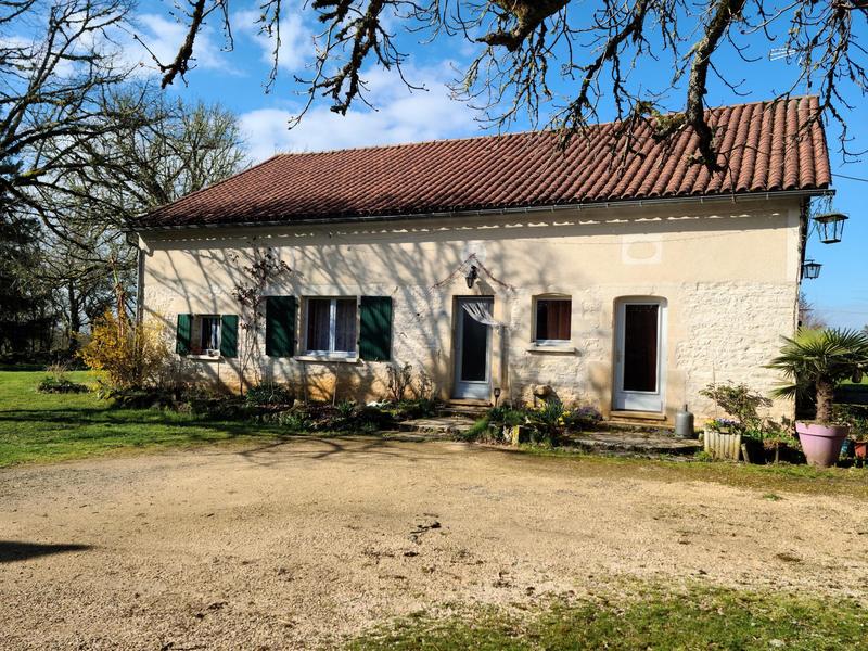 Maison - 140 m² - 4 pièces