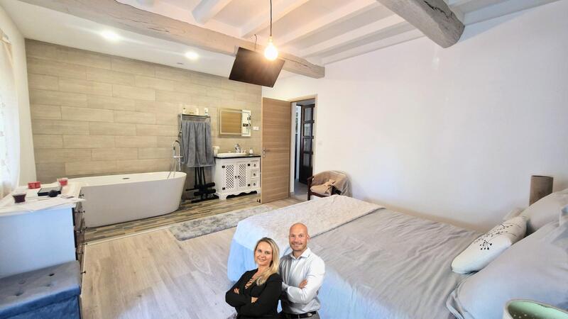 Maison - 235 m² - 8 pièces