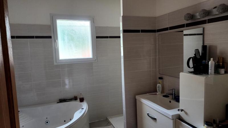 Maison - 137 m² - 5 pièces