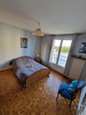 Appartement - 81 m² - 3 pièces